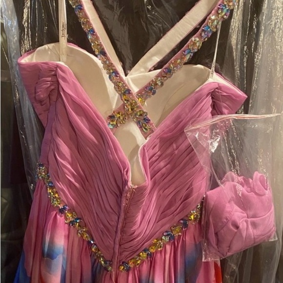 Multi-coloured Tony Bowls flowy prom gown - Picture 13 of 13